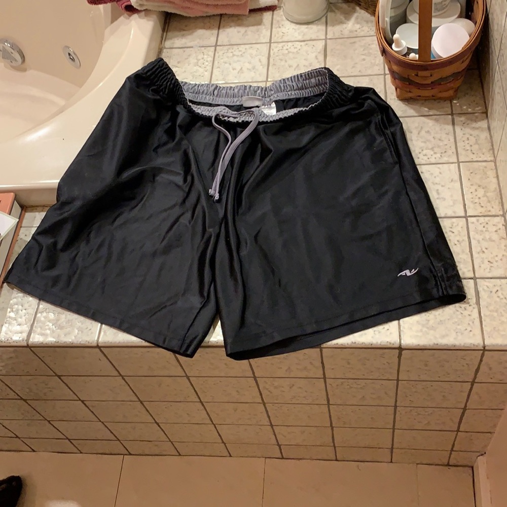 Men’s XL athletic shorts